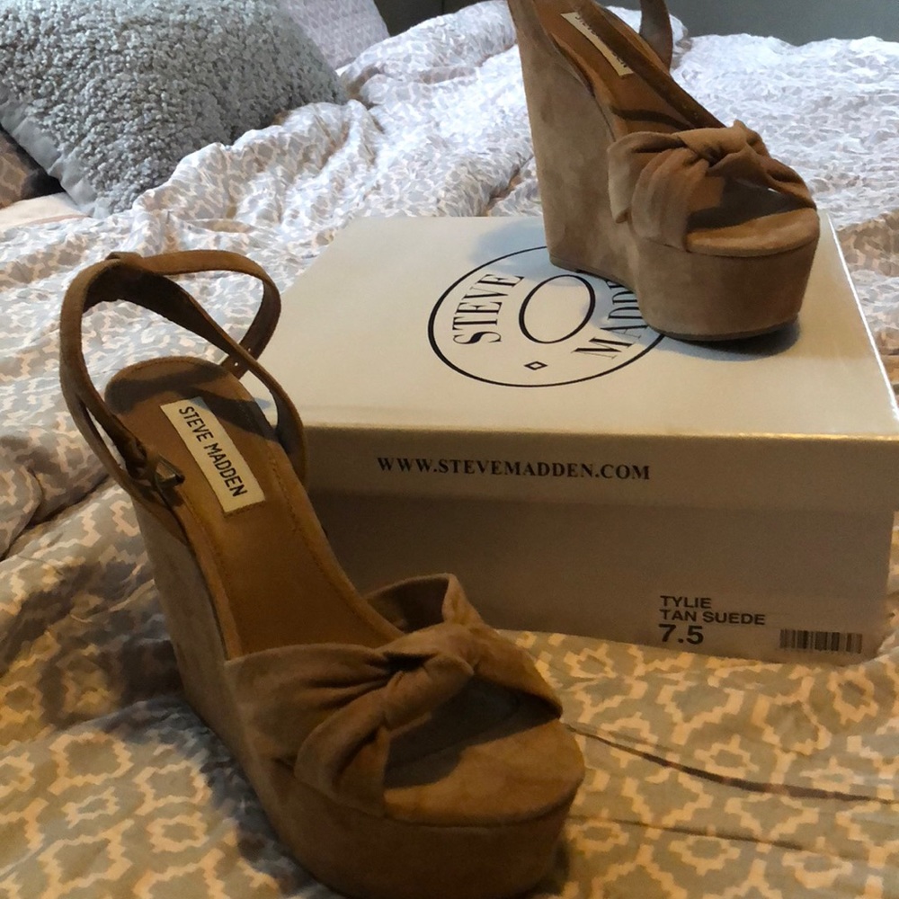 Tan wedged sandals